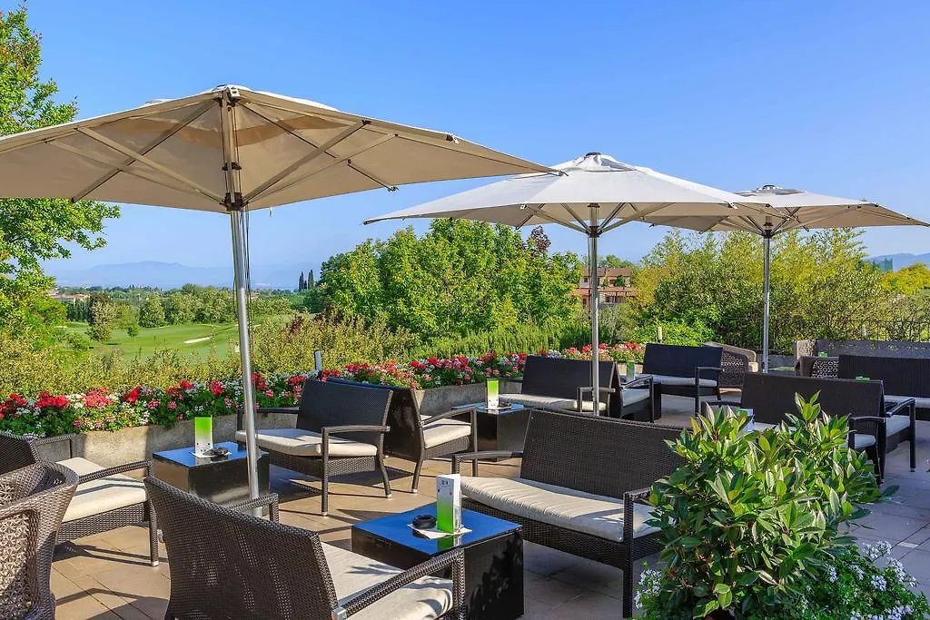 **  Aparthotel Golf Residenza Peschiera del Garda Italien